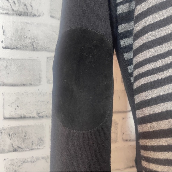 Foxcroft Elbow Patch Button Up Strip Back Cardigan Small - Picture 8 of 9